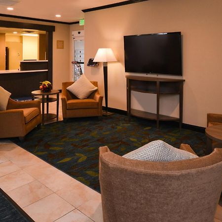 Candlewood Suites Boise - Towne Square By Ihg Esterno foto