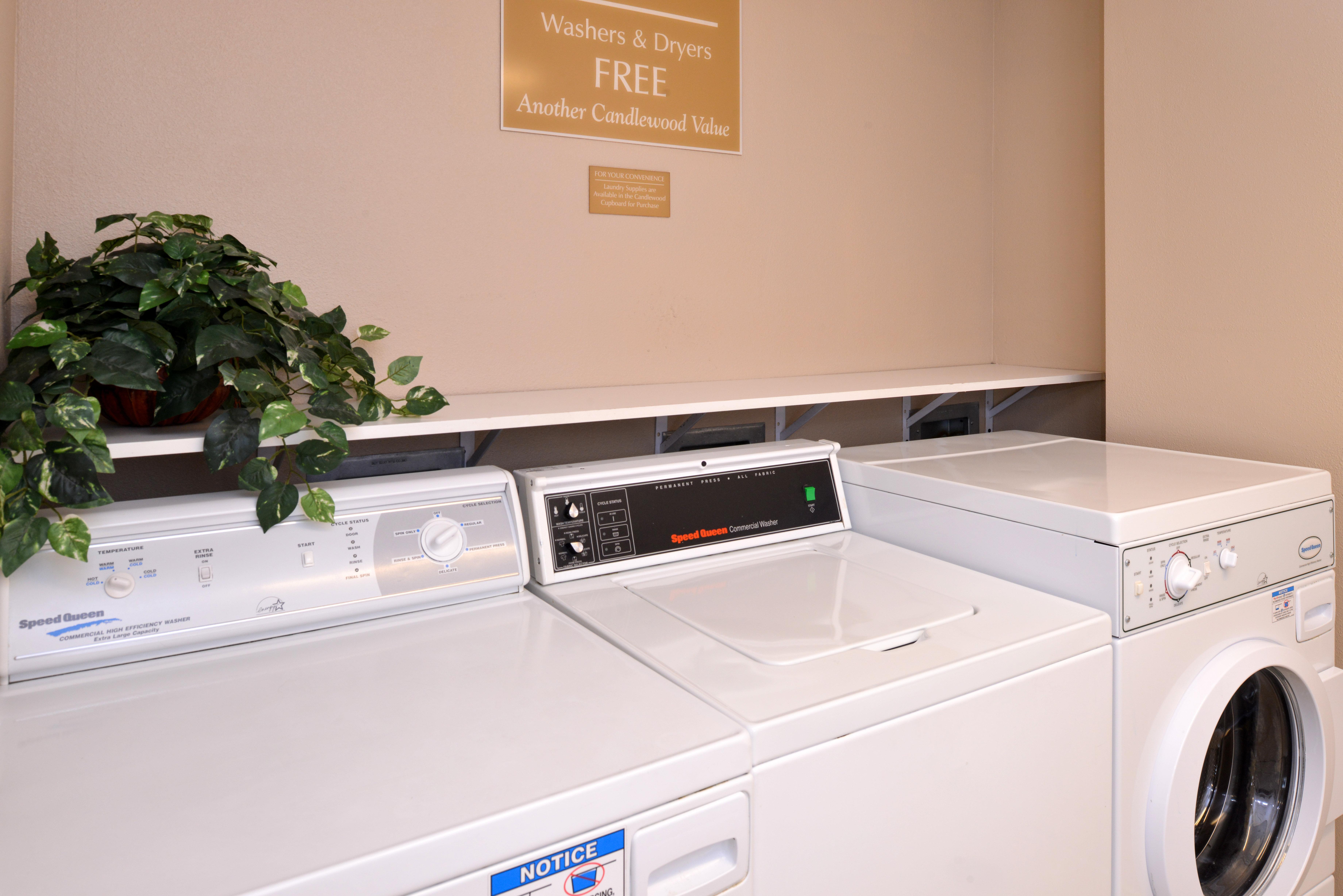 Candlewood Suites Boise - Towne Square By Ihg Esterno foto