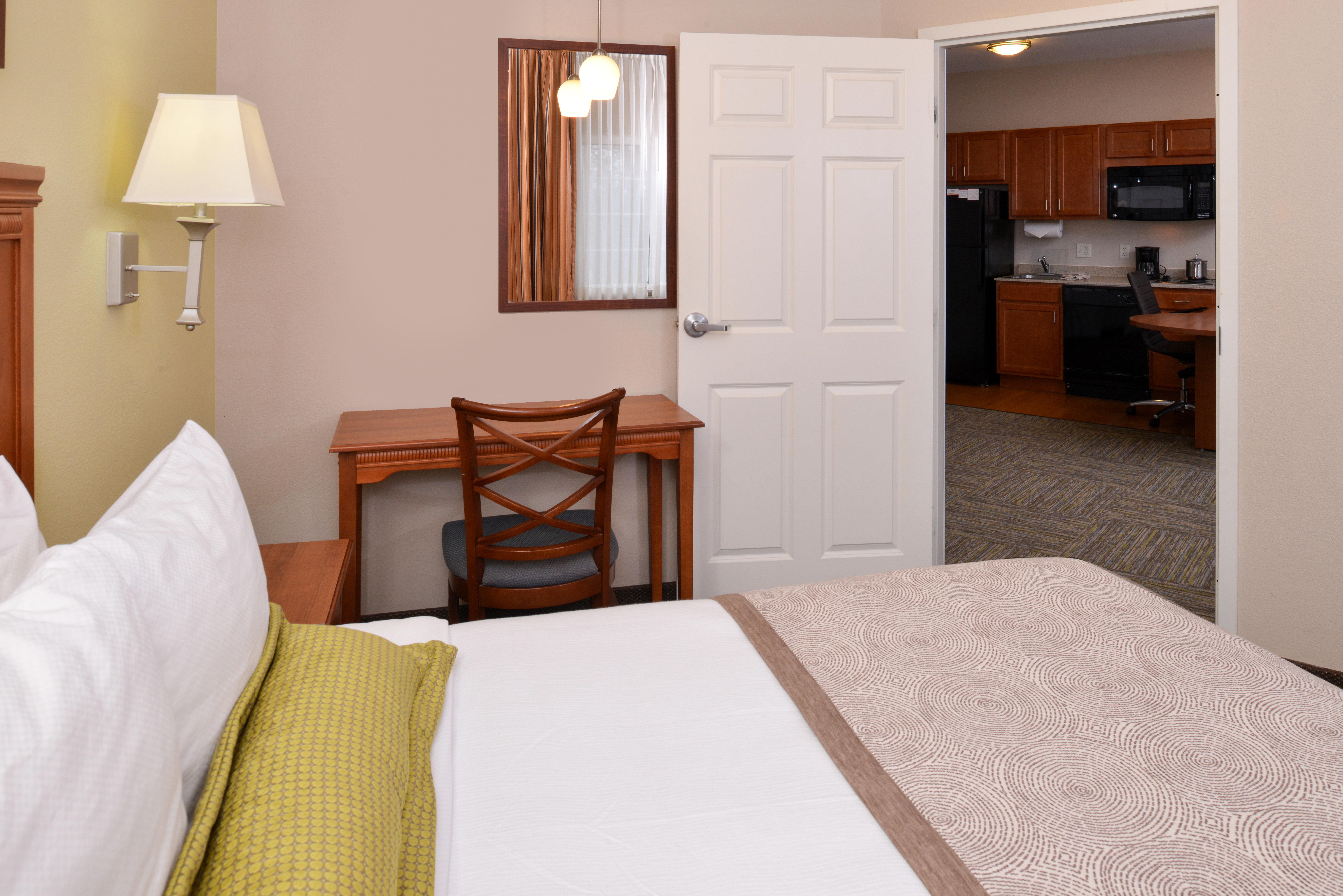 Candlewood Suites Boise - Towne Square By Ihg Esterno foto