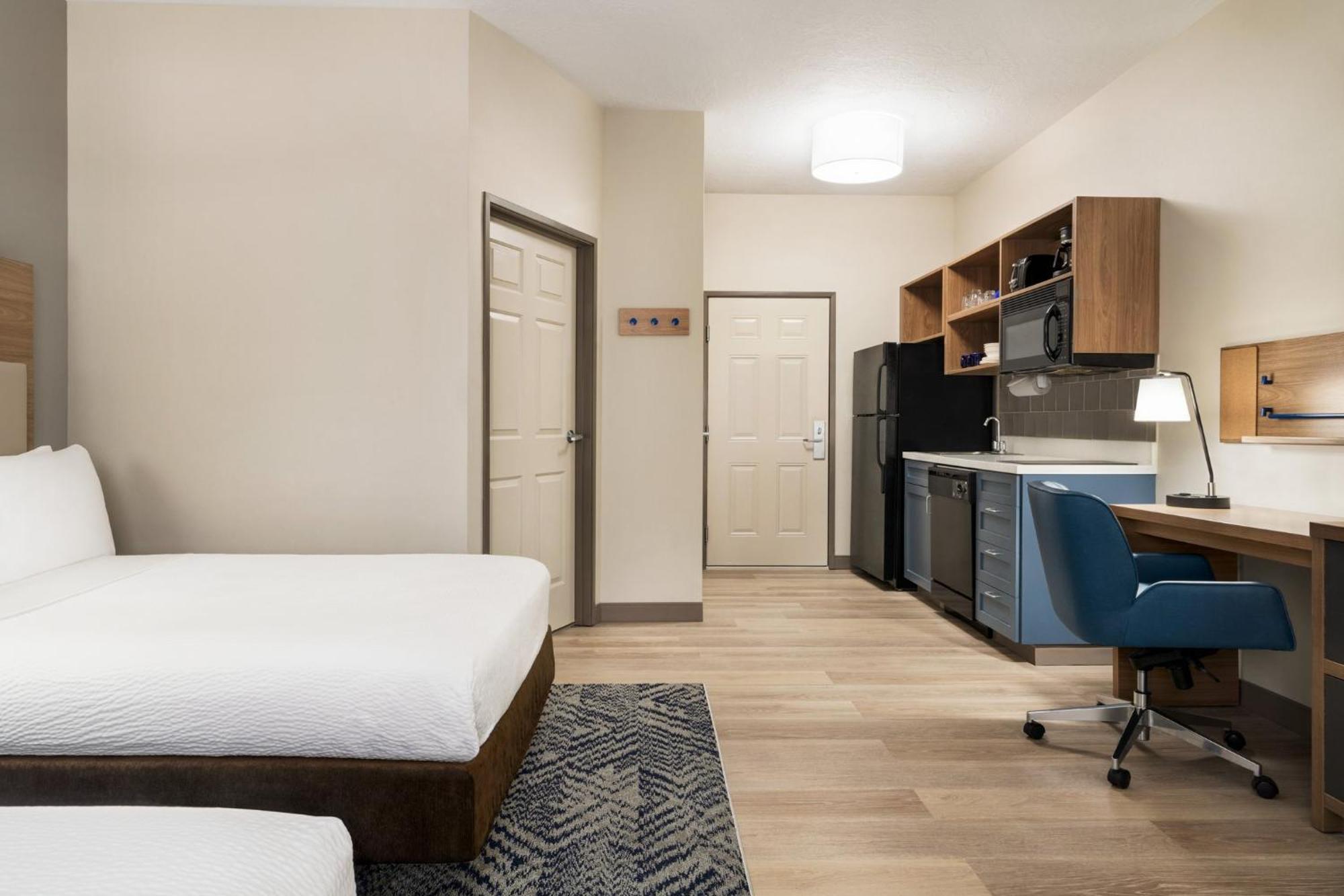 Candlewood Suites Boise - Towne Square By Ihg Esterno foto